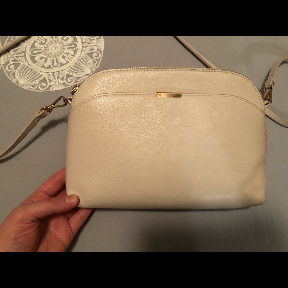 Crossbody bag